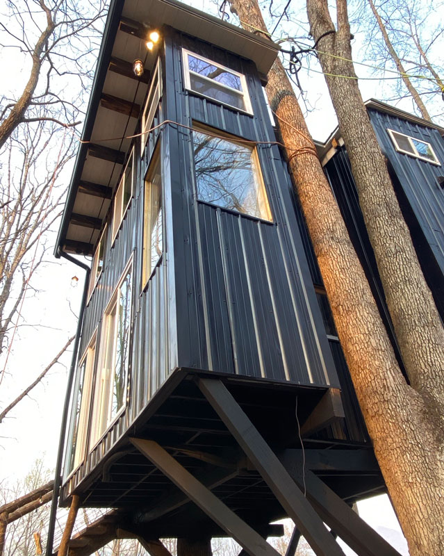 Building Showcase: Tree House by Trackrock Builders